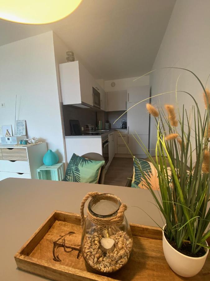 Stylische Ferienwohnung Top Lage Am Hafen, Strand Und Meer Wendtorf Ngoại thất bức ảnh